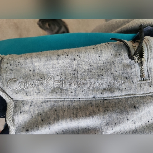 Medium heathered white Calvin Klein performance cowl neck pullover - Picture 6 of 8